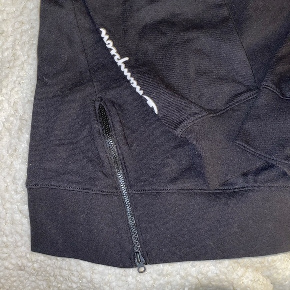 BRAND NEW black champion hoodie. - Picture 5 of 5